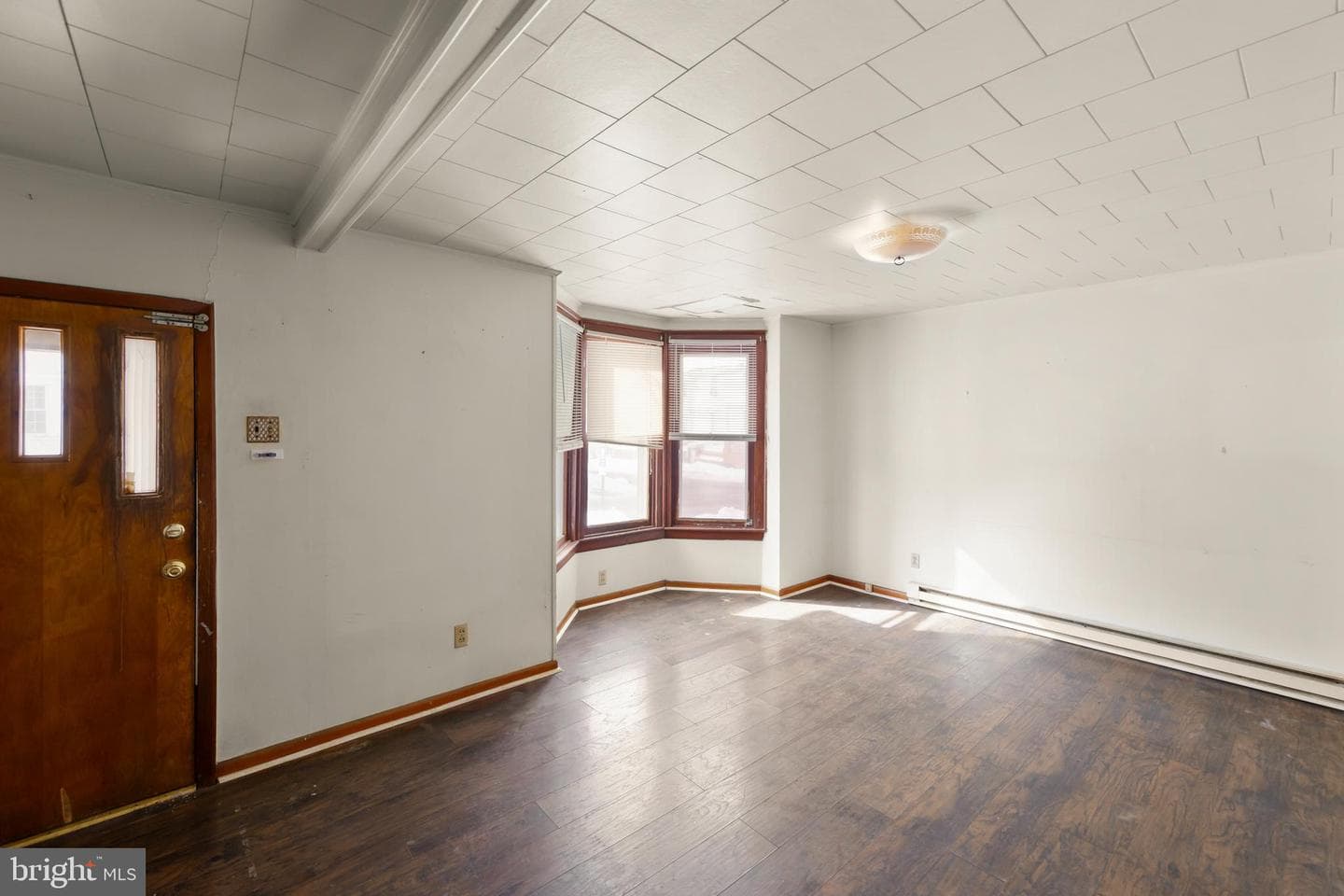706 W King Street photo 2
