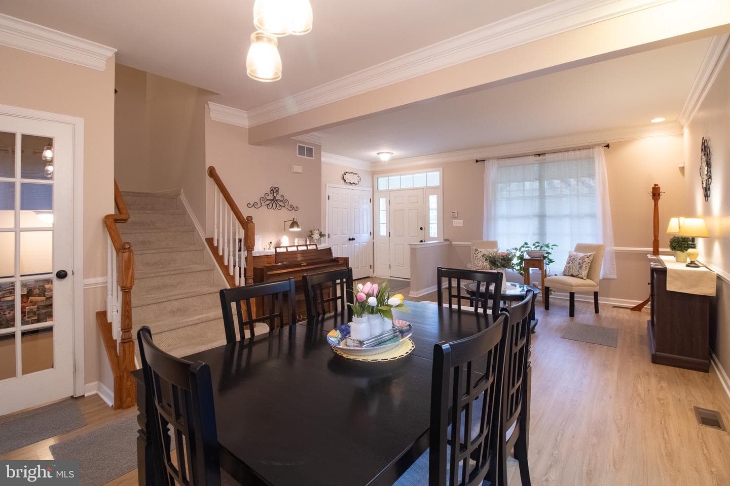 104 E Strathmore Way E photo 16