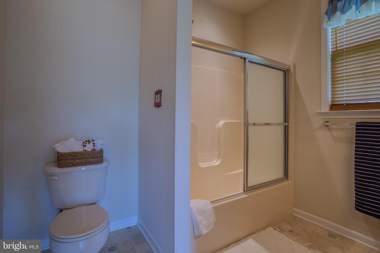 633 Bentley Drive photo 20