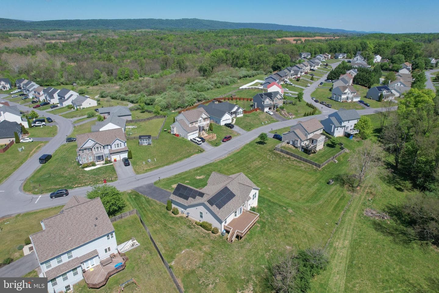 633 Bentley Drive photo 37