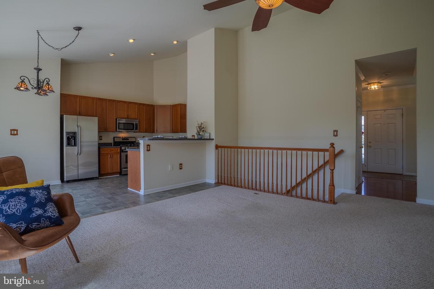 633 Bentley Drive photo 6
