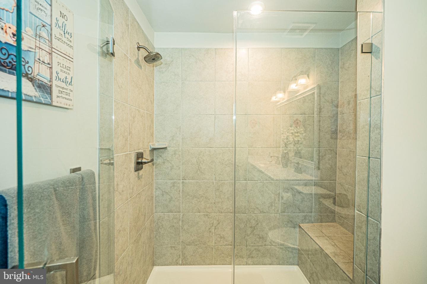 87 Opulent Court photo 26