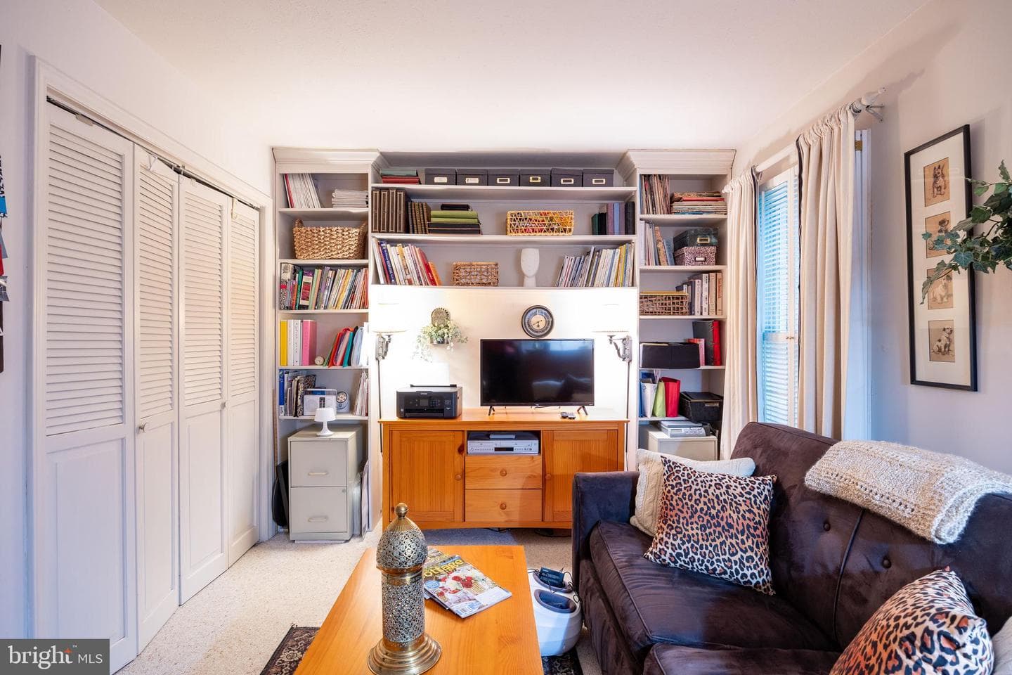 202 Topflite Drive photo 46