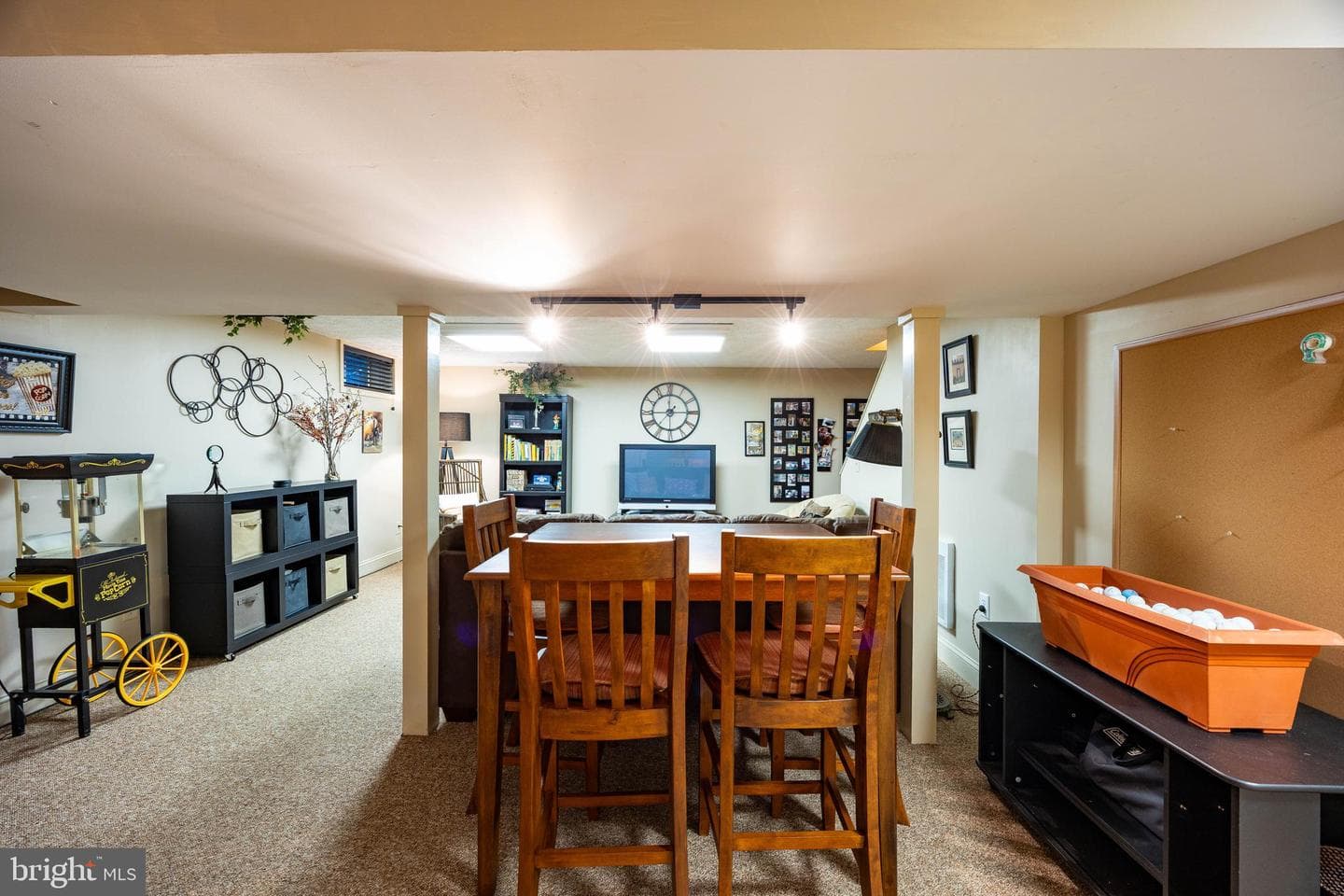 202 Topflite Drive photo 66