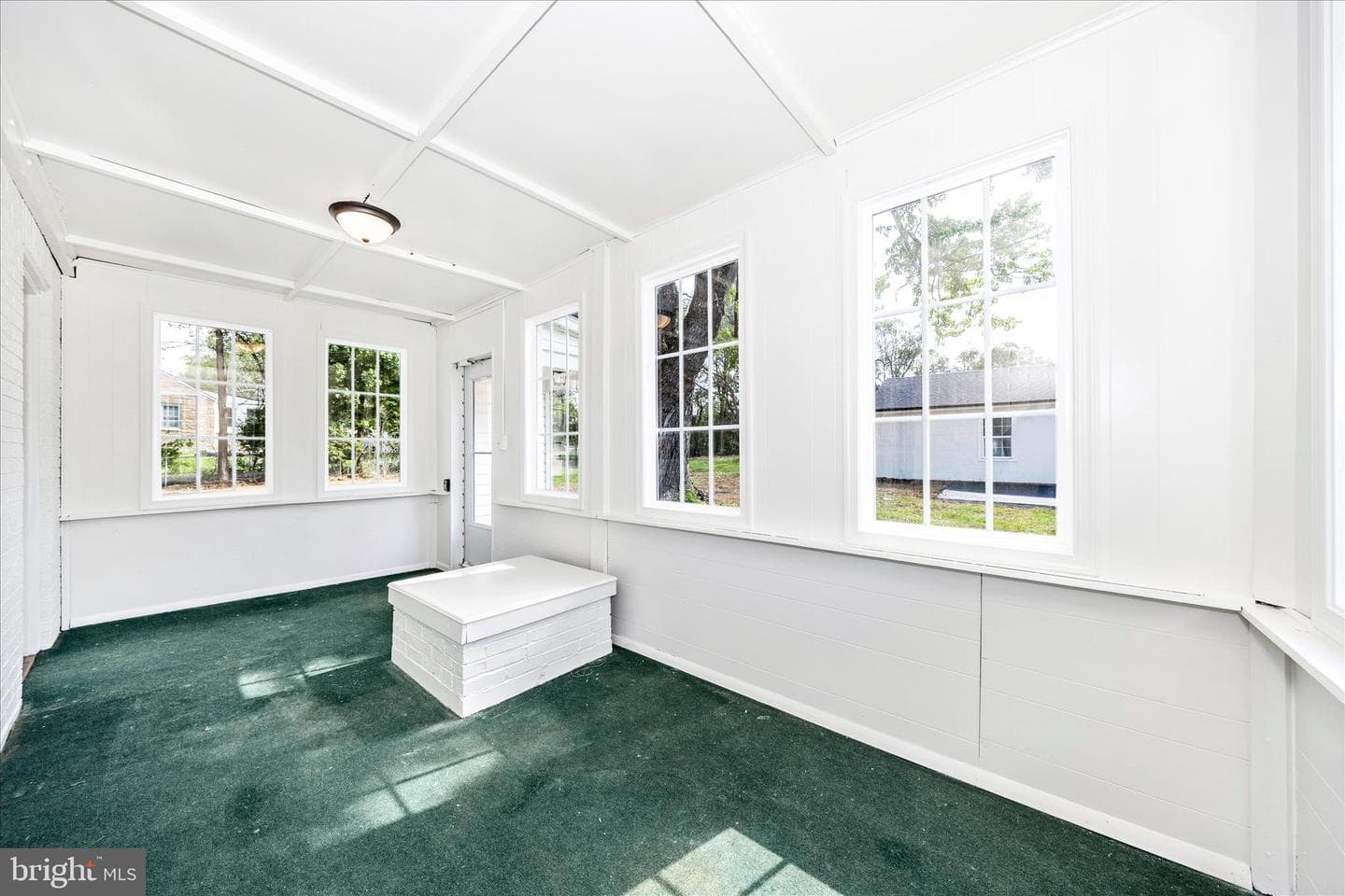 10167 Winchester Avenue photo 18