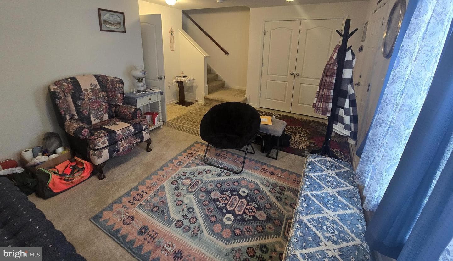 23 Private Court photo 5