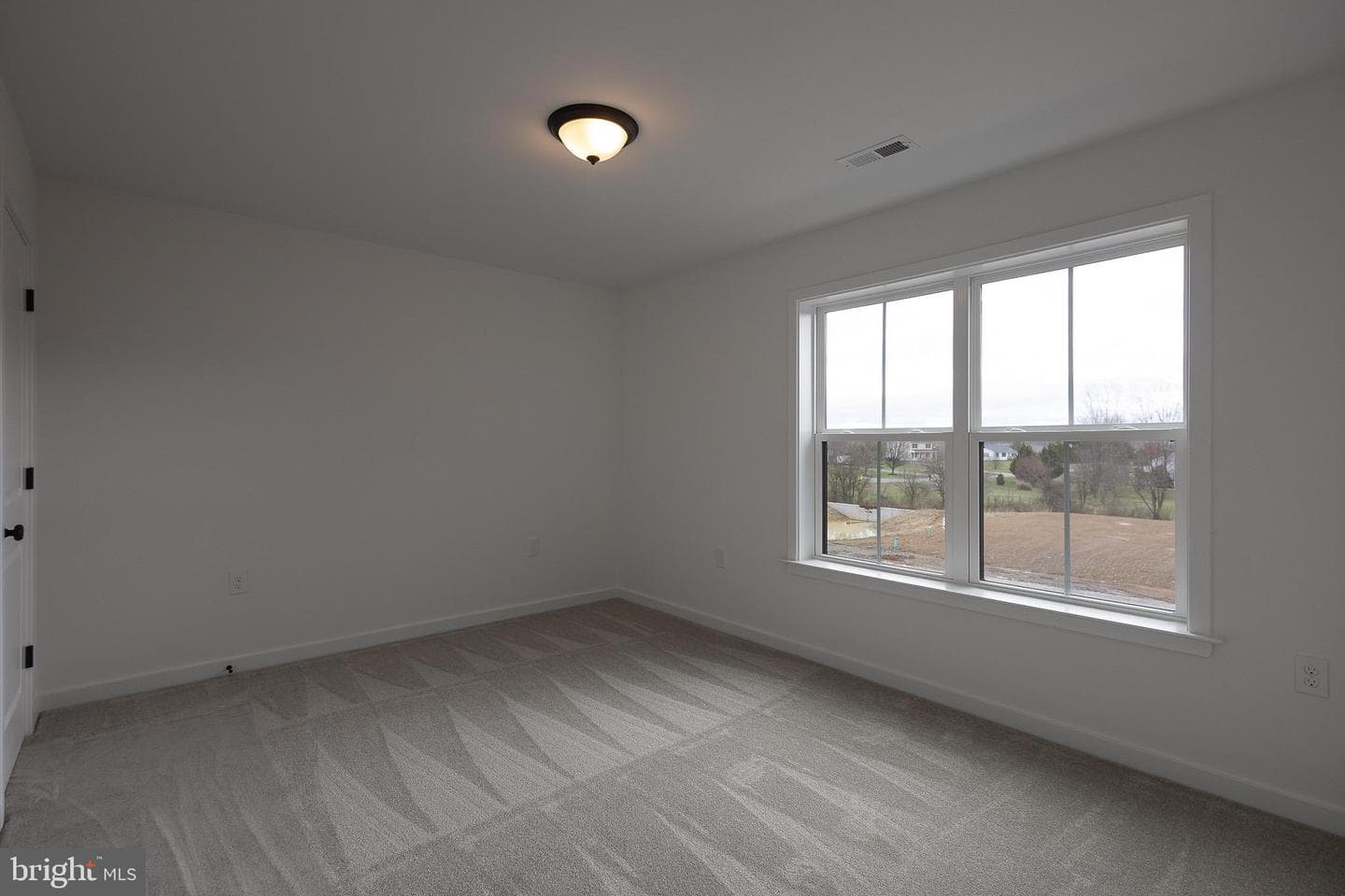 79 Haskell Dr photo 33