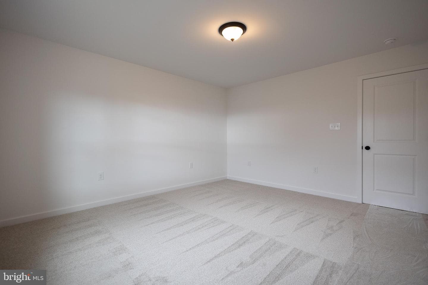 79 Haskell Dr photo 41
