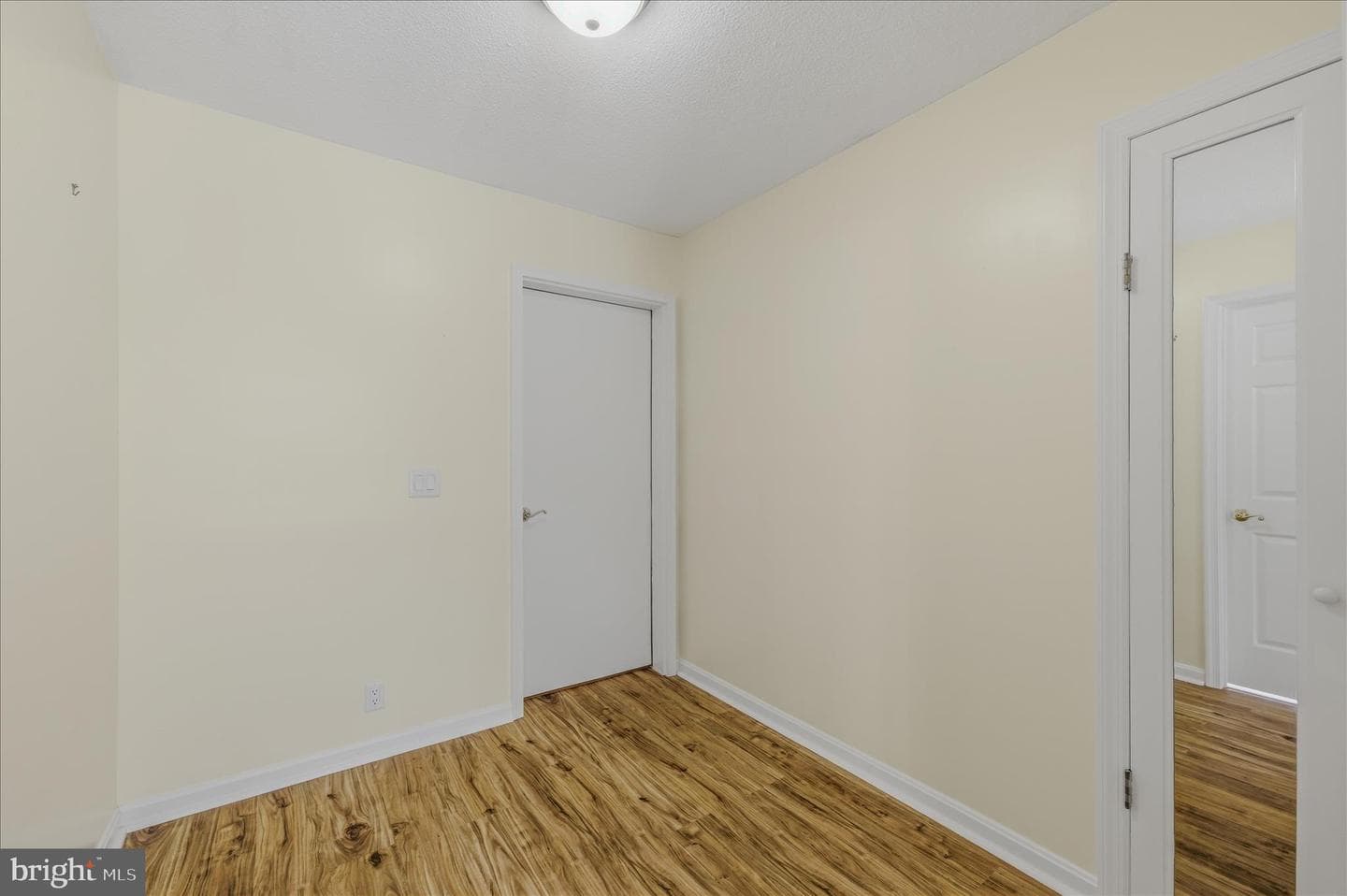 236 Babbling Brook Lane photo 23