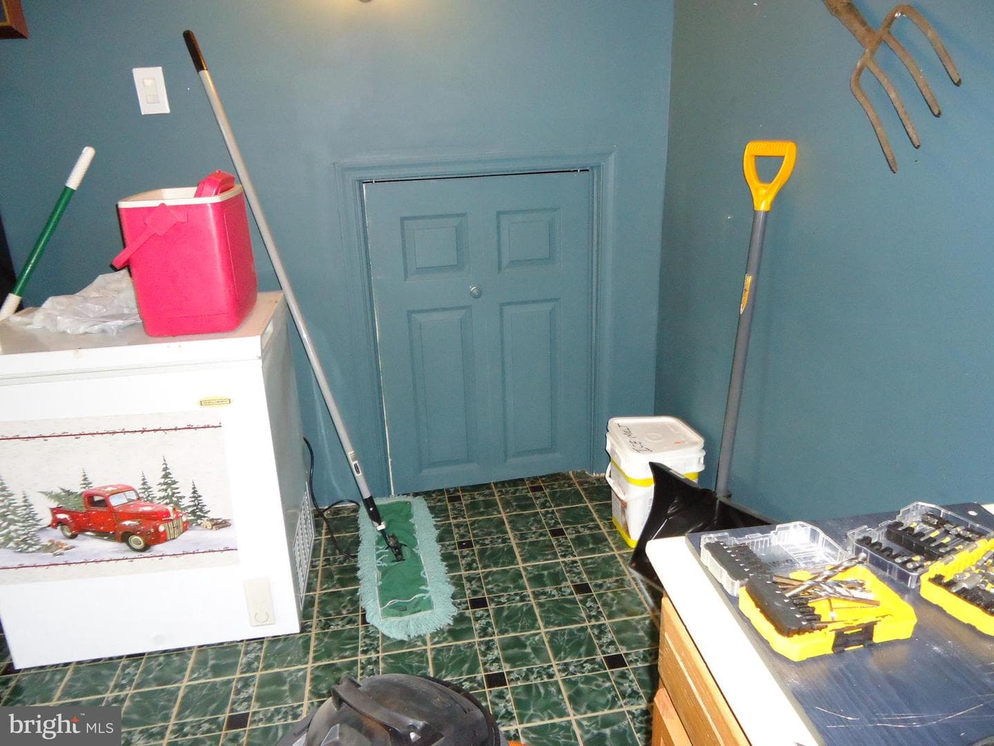 30 Squire Circle photo 41