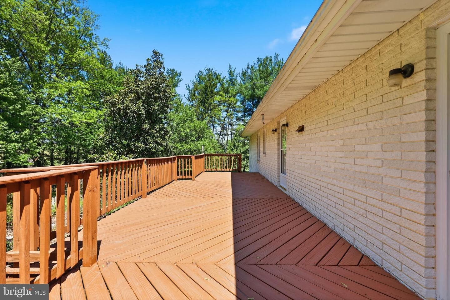 1539 Harold Drive photo 43