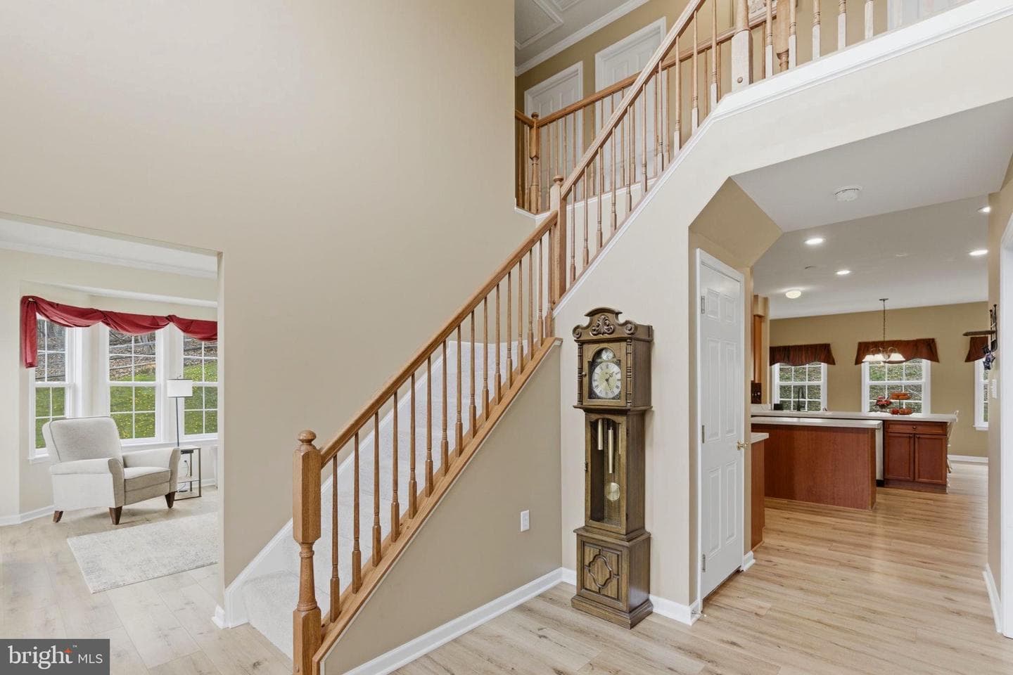 369 Rotterham Drive photo 7