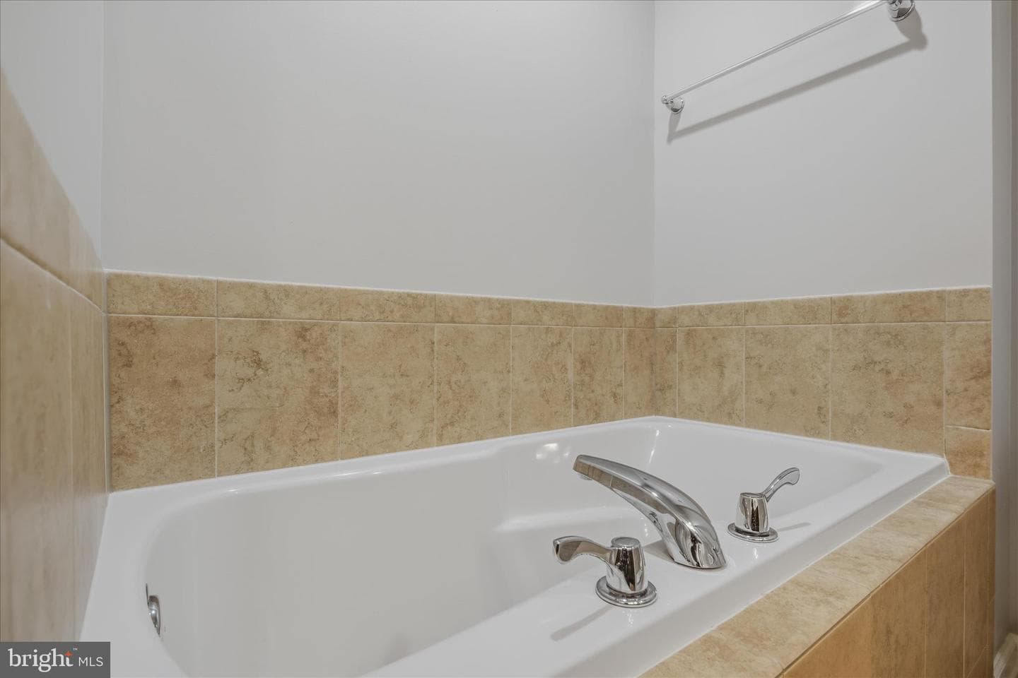 16 Britania Court photo 18