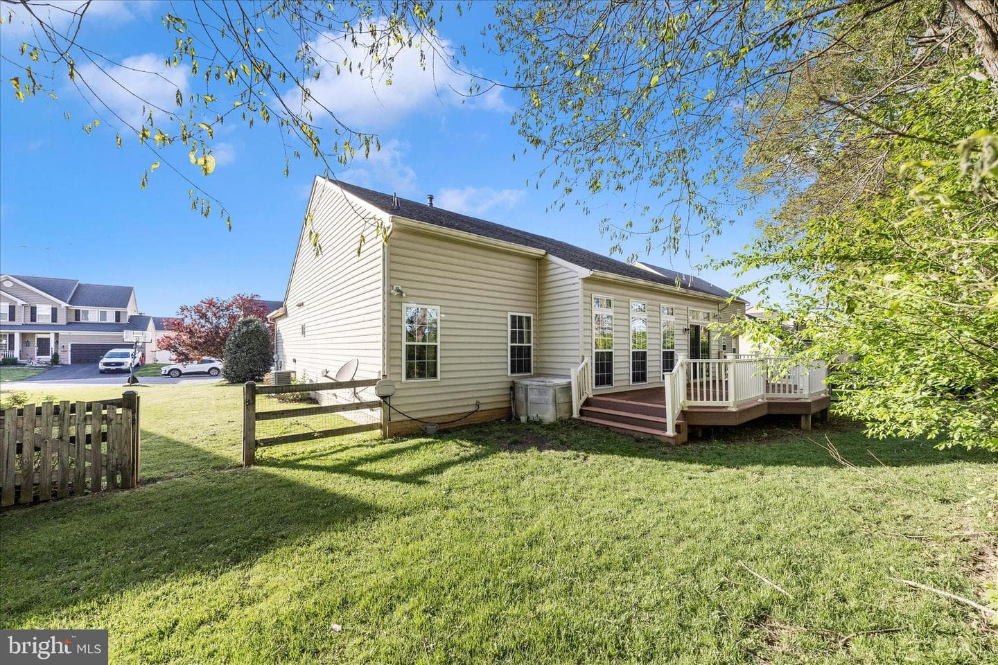 250 Dinwiddie Way photo 40