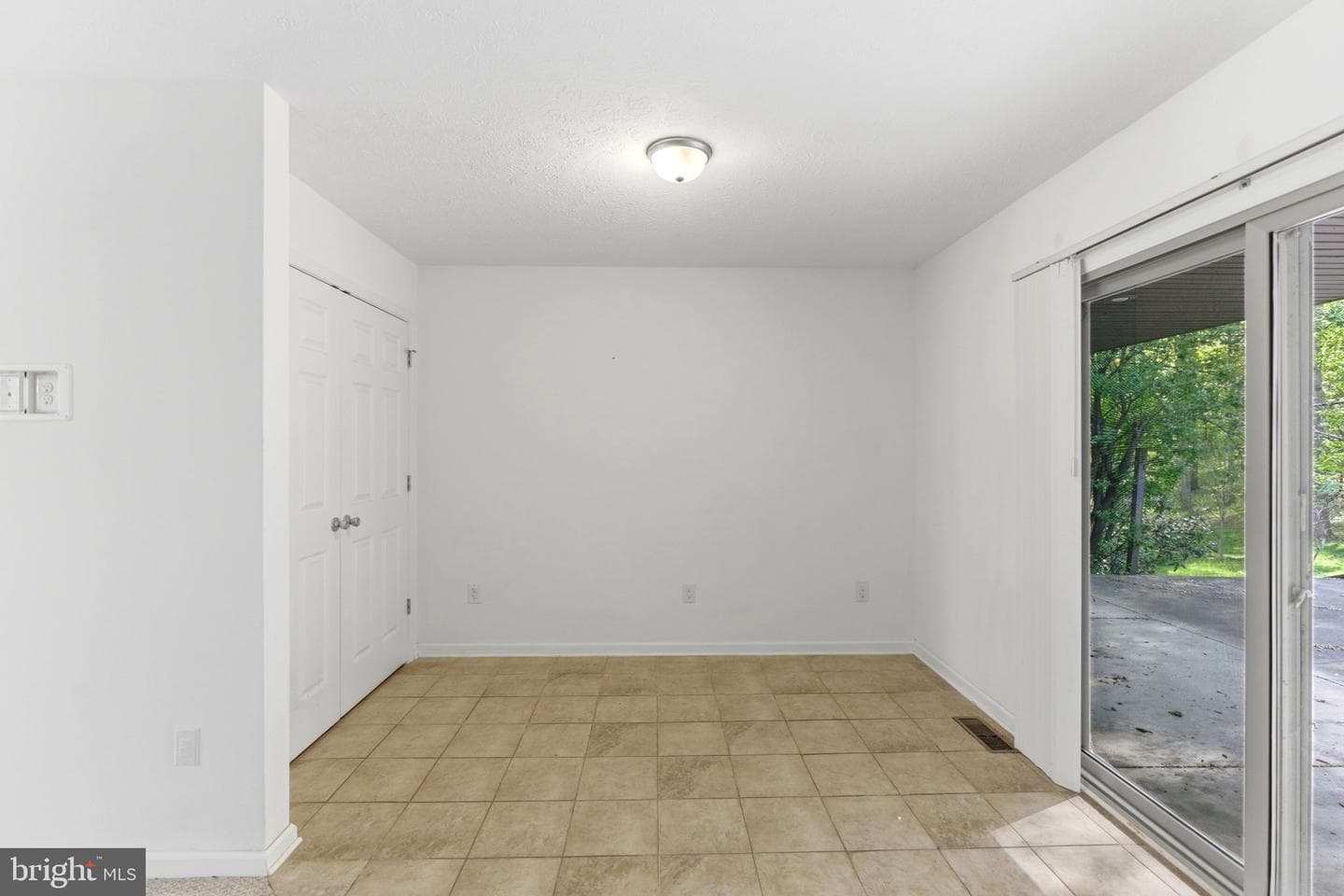 175 Rooney Road photo 25