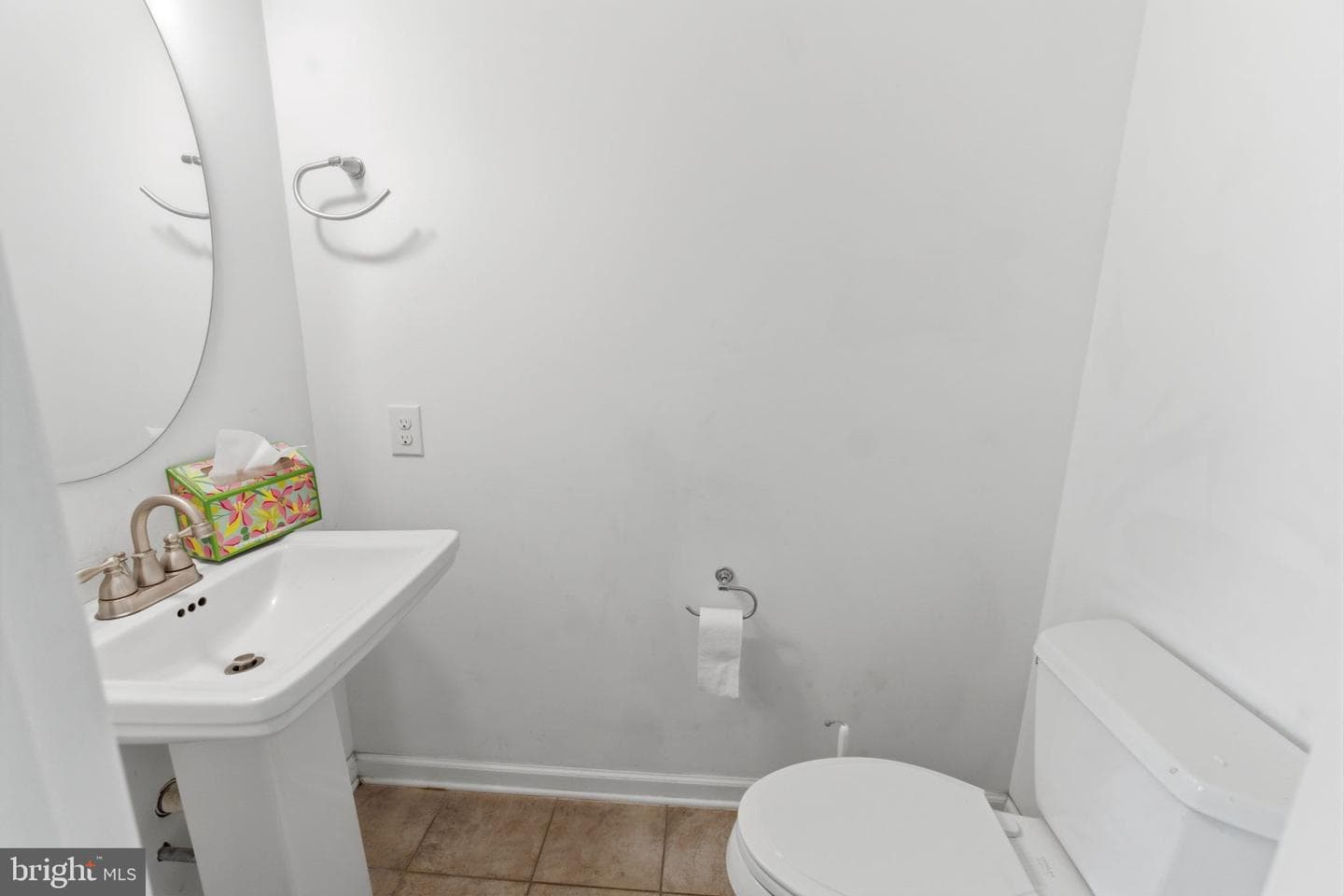 175 Rooney Road photo 50