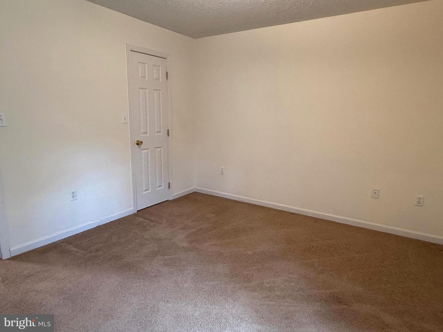 110 Pacific Boulevard photo 21