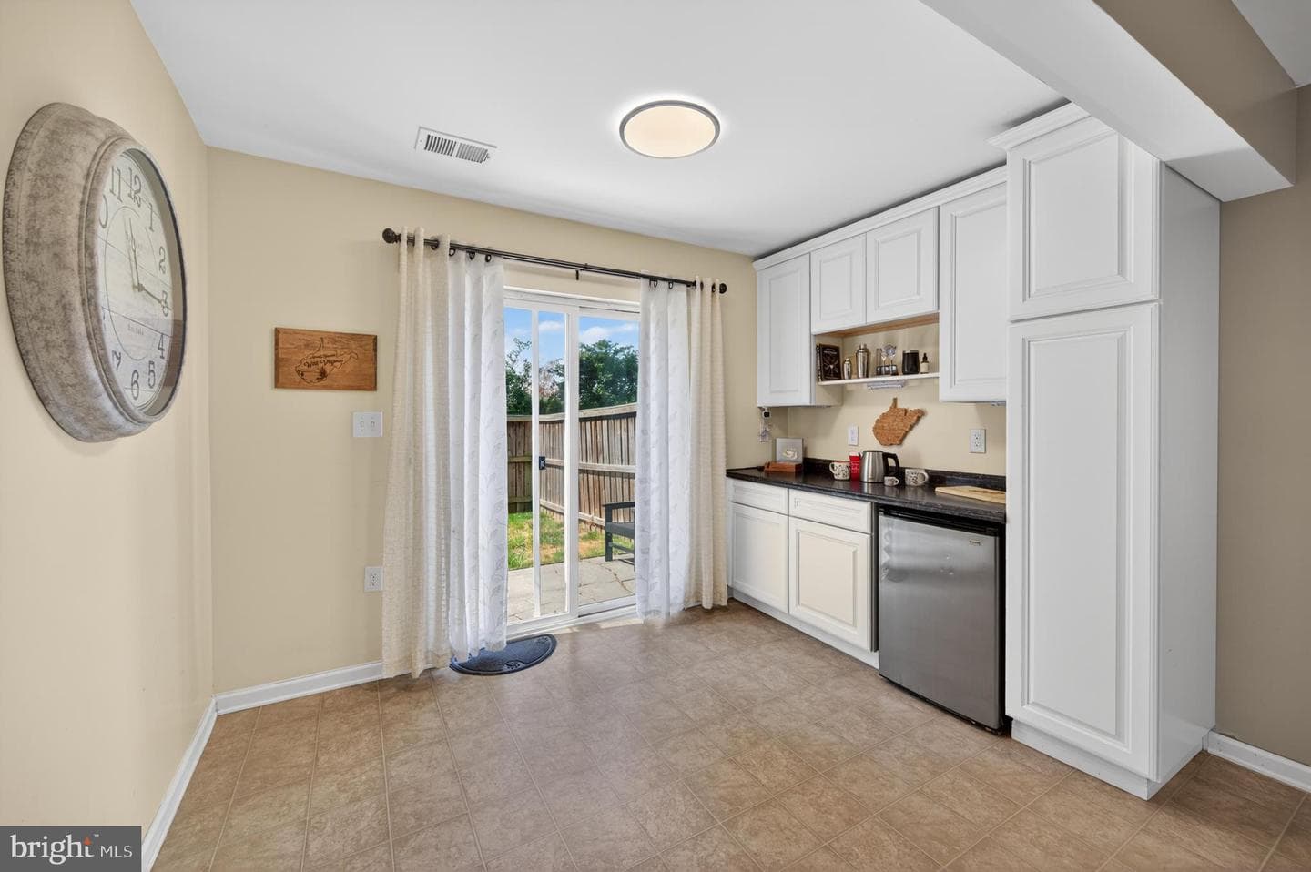 34 Teakwood Drive photo 4
