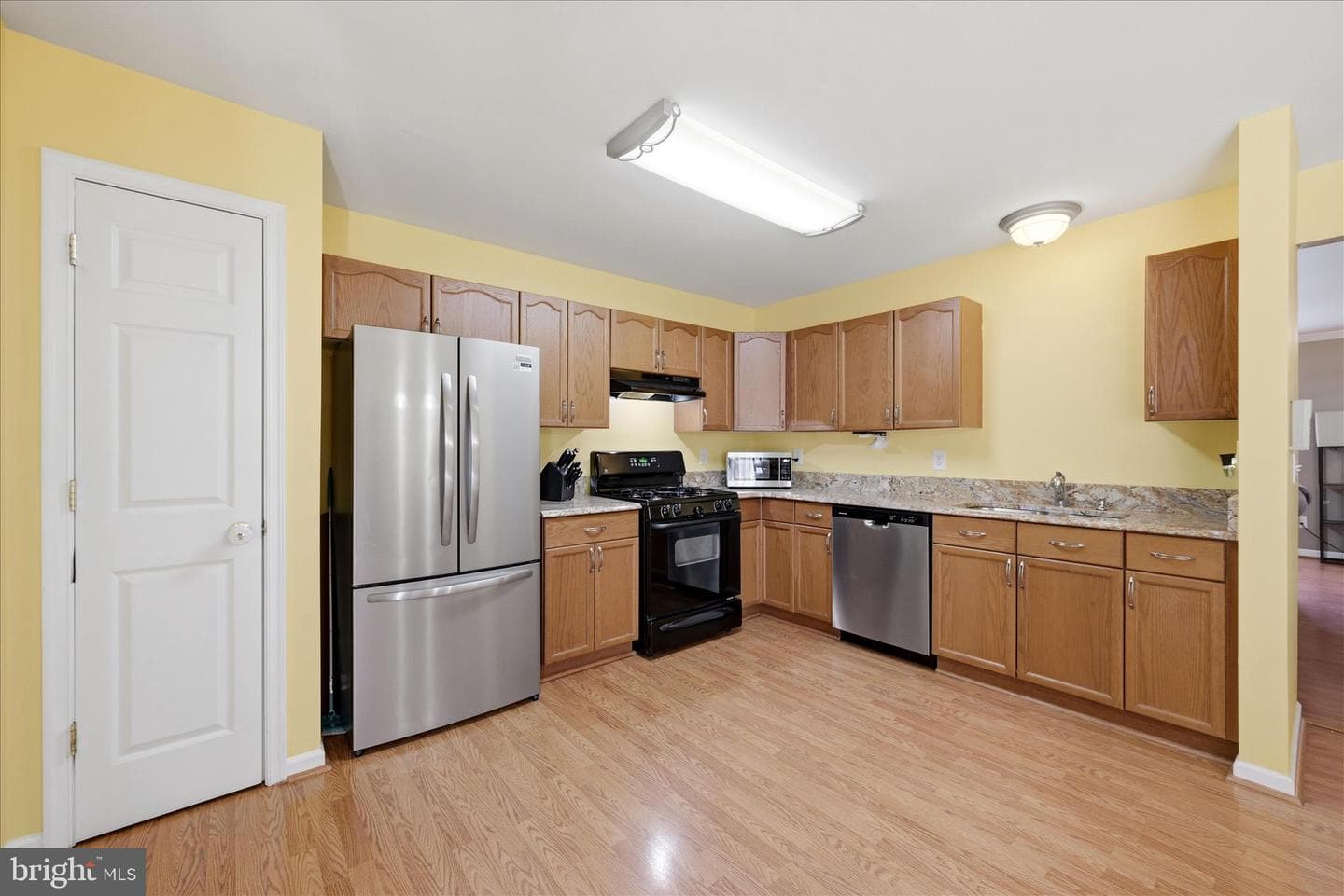860 Marquette Drive photo 12