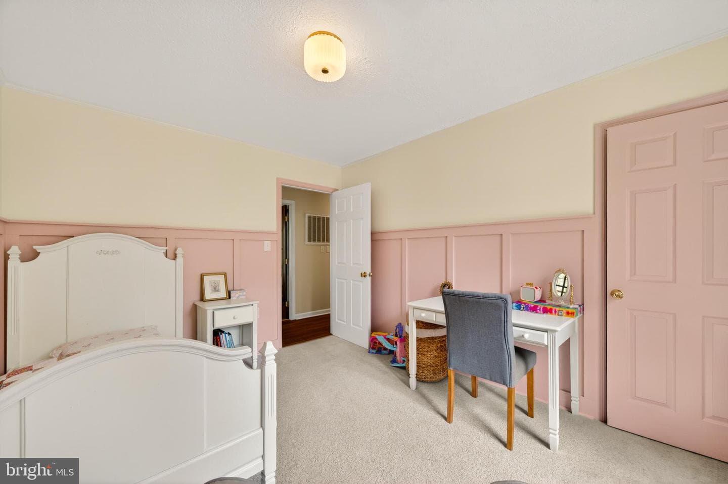 215 Ramblin Rose Lane photo 26