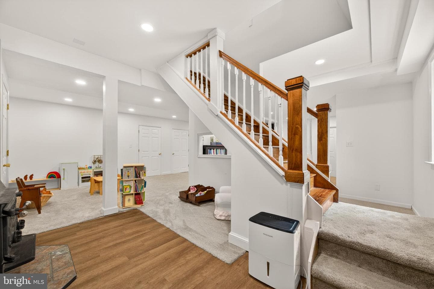 215 Ramblin Rose Lane photo 33