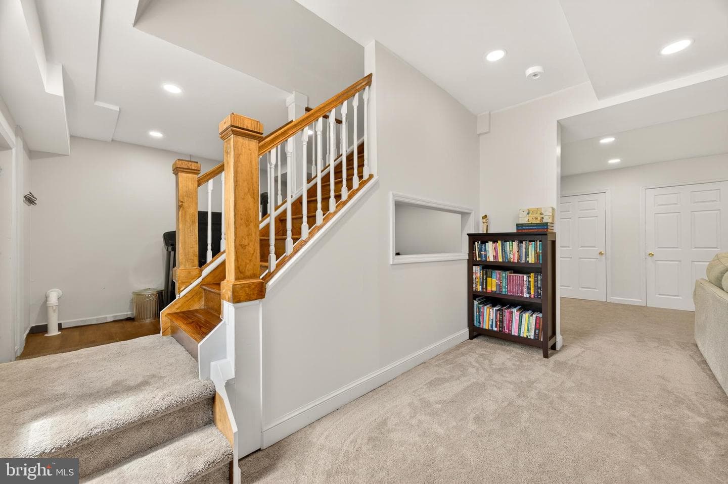 215 Ramblin Rose Lane photo 43
