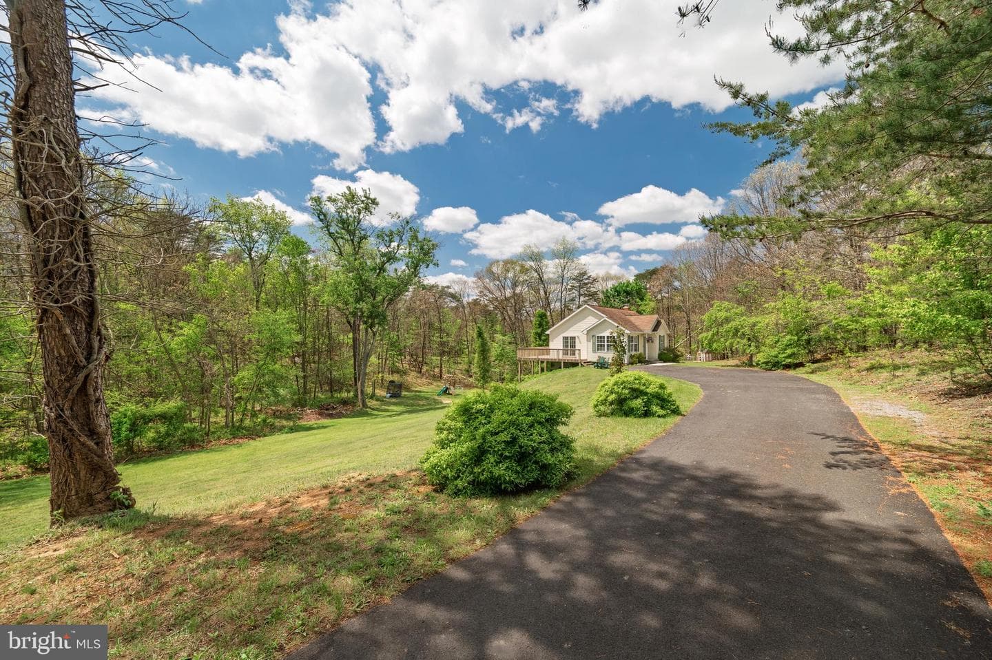 215 Ramblin Rose Lane photo 45