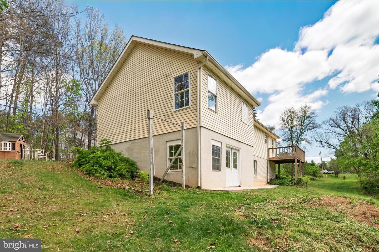 215 Ramblin Rose Lane photo 48