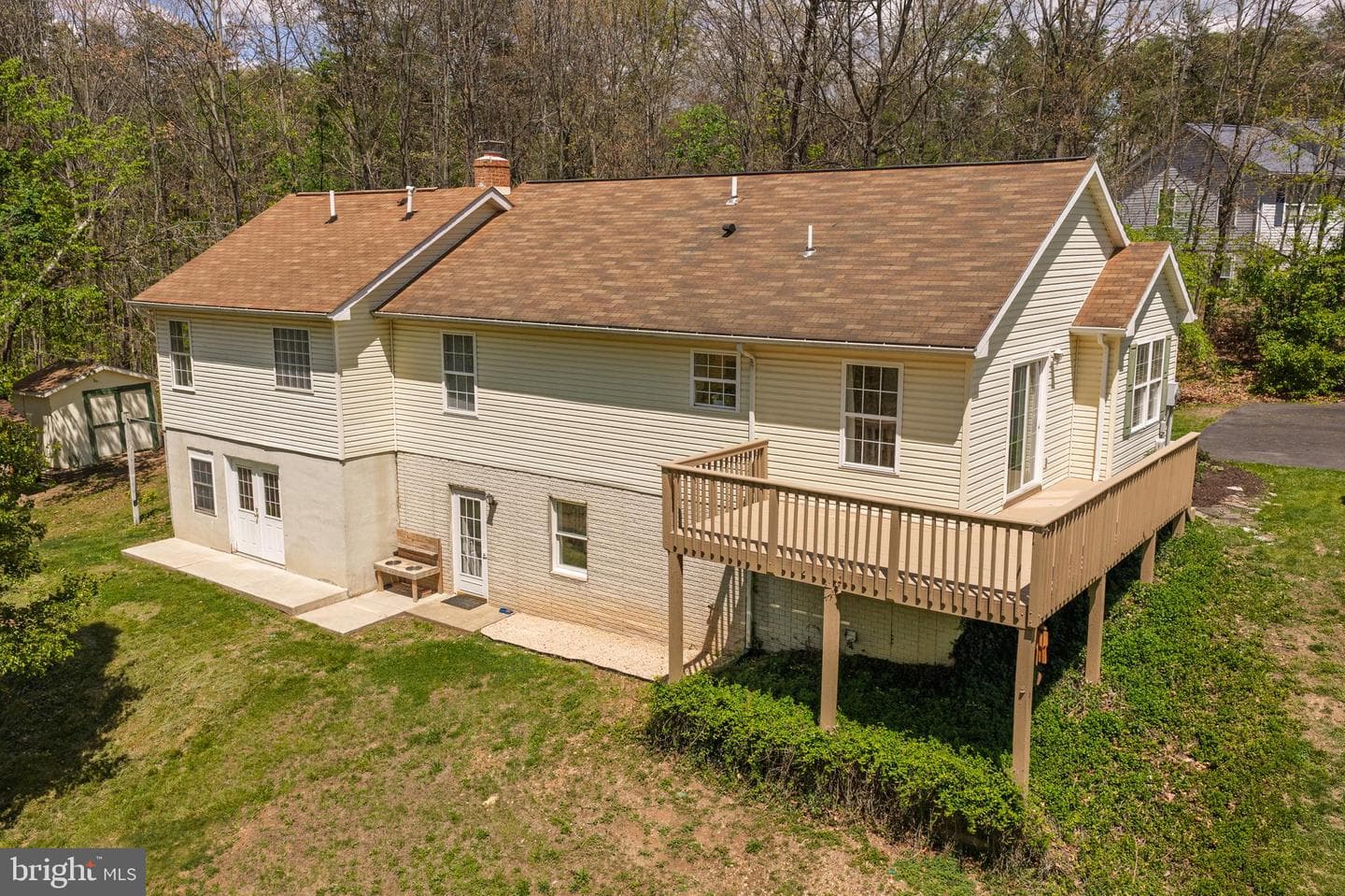 215 Ramblin Rose Lane photo 60