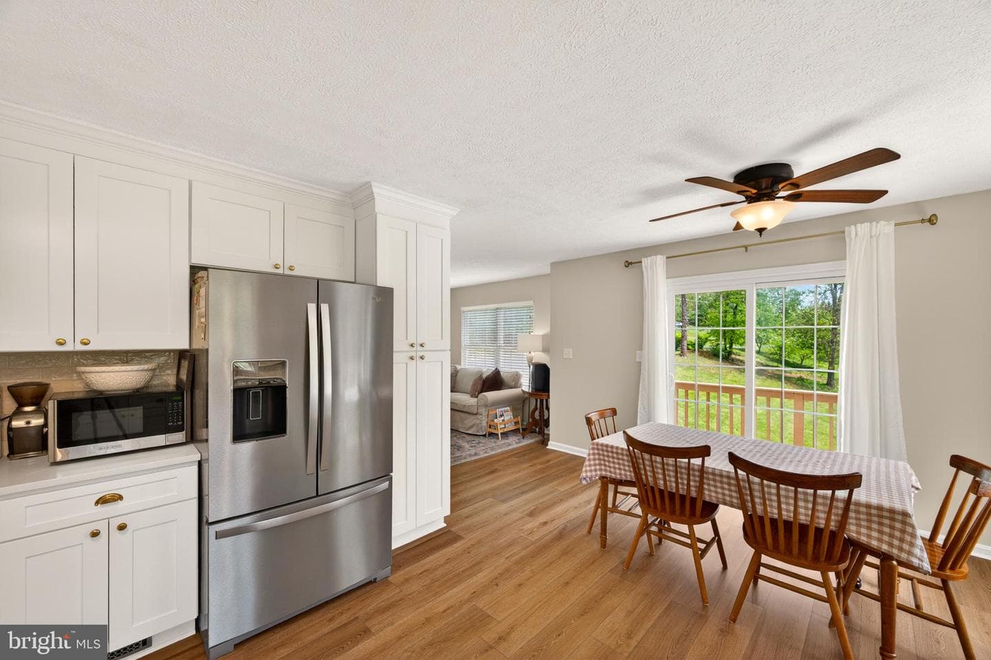 215 Ramblin Rose Lane photo 9