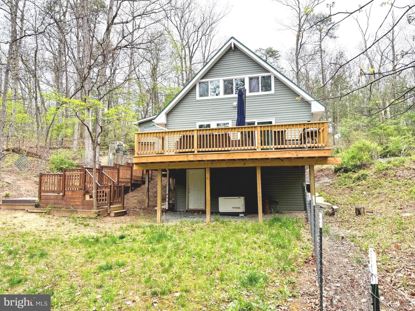 385 Crowfoot Lane photo 7