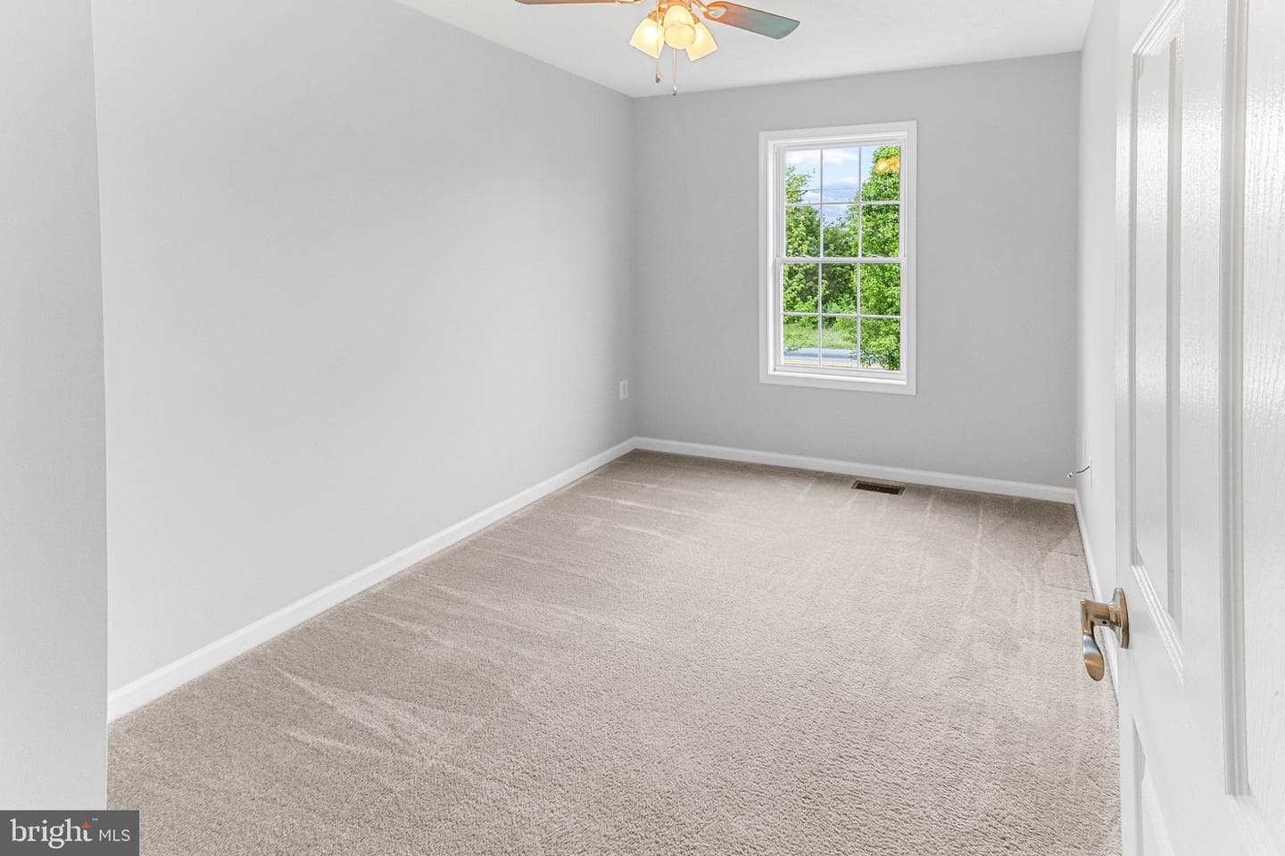 2471 Sulphur Springs Road photo 13