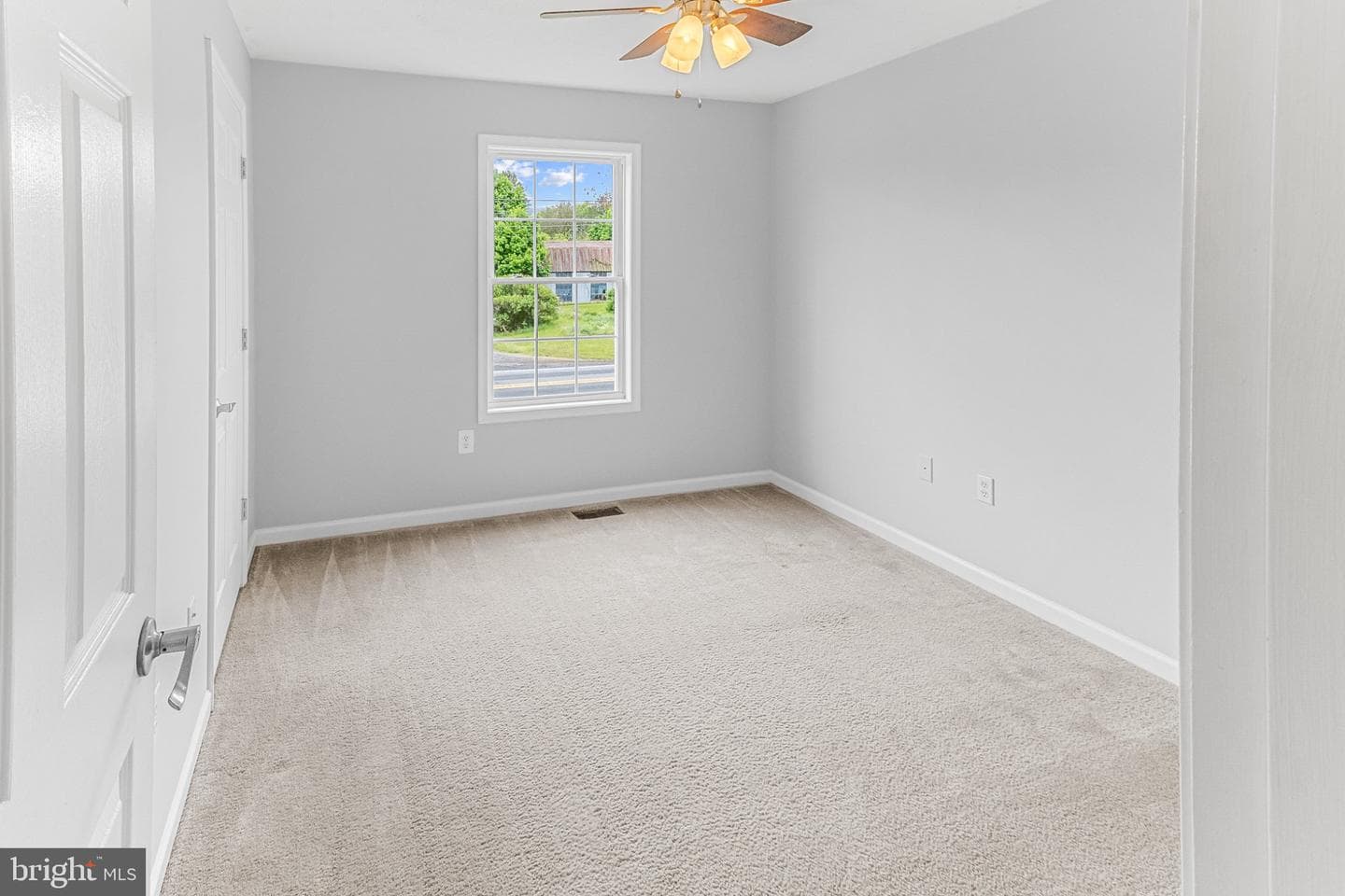 2471 Sulphur Springs Road photo 14