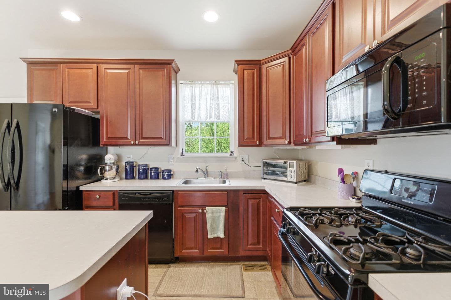 86 Cape Cod Circle photo 17