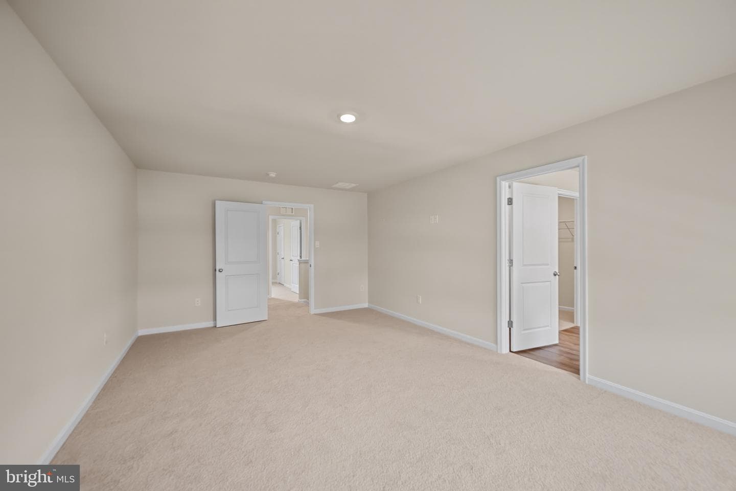 380 Orpington Drive photo 10