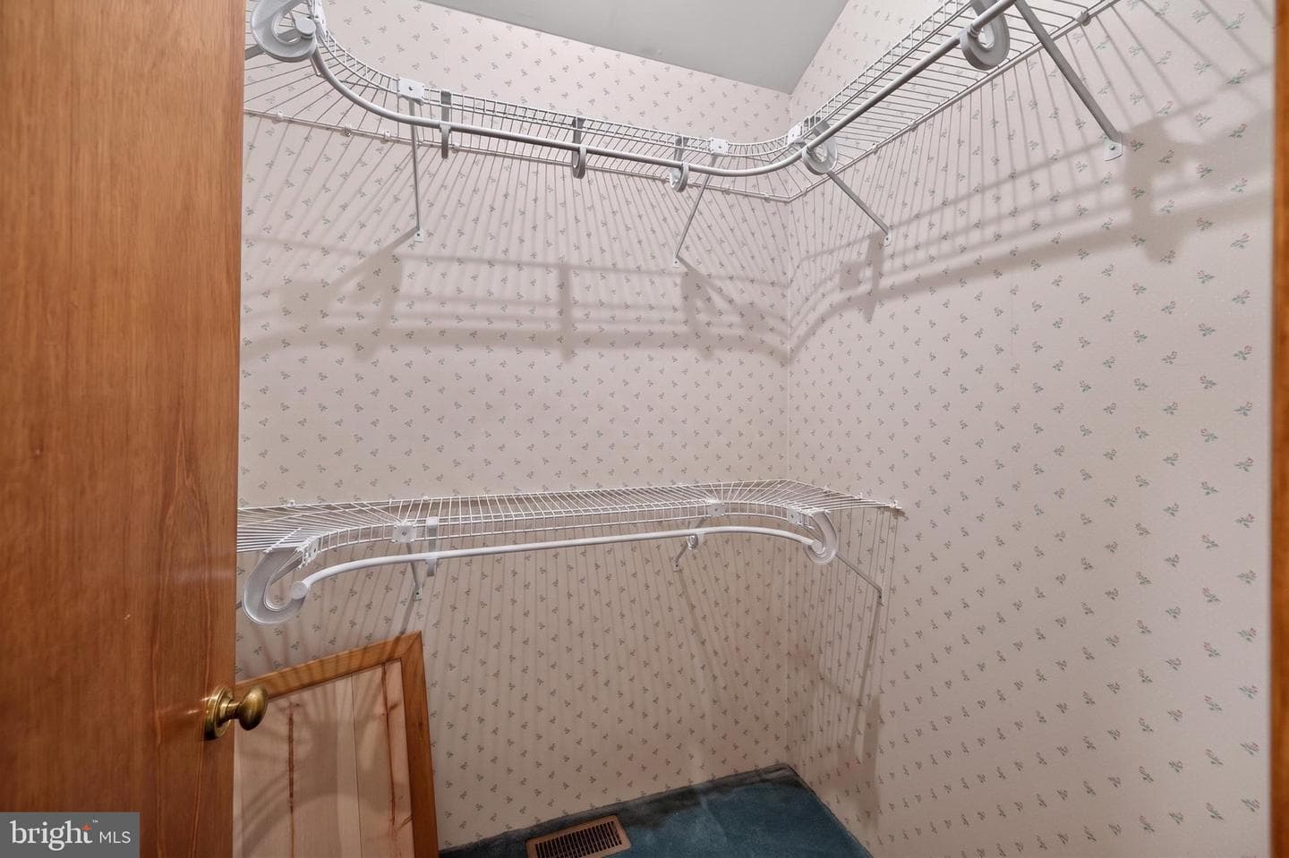 648 Abbie Lane photo 29