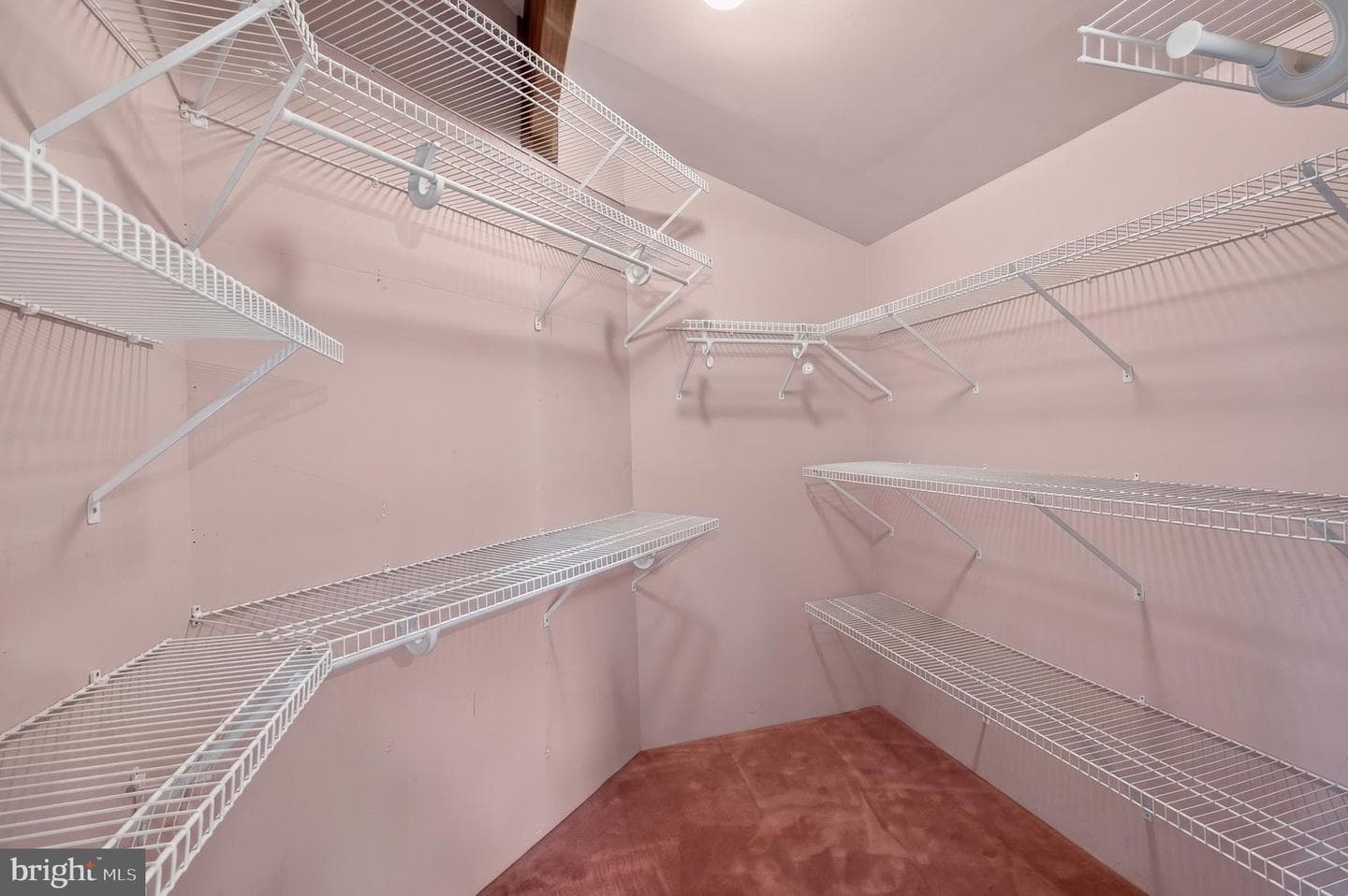 648 Abbie Lane photo 33