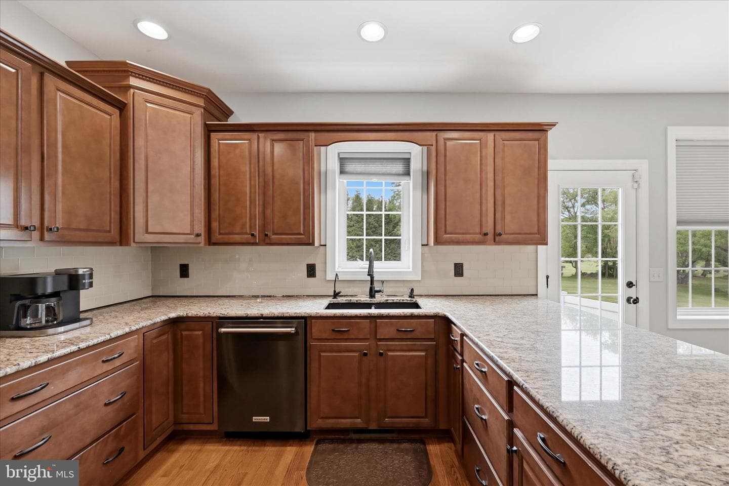 178 Stormfield Dr E photo 13