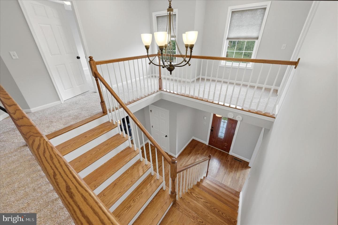 178 Stormfield Dr E photo 26