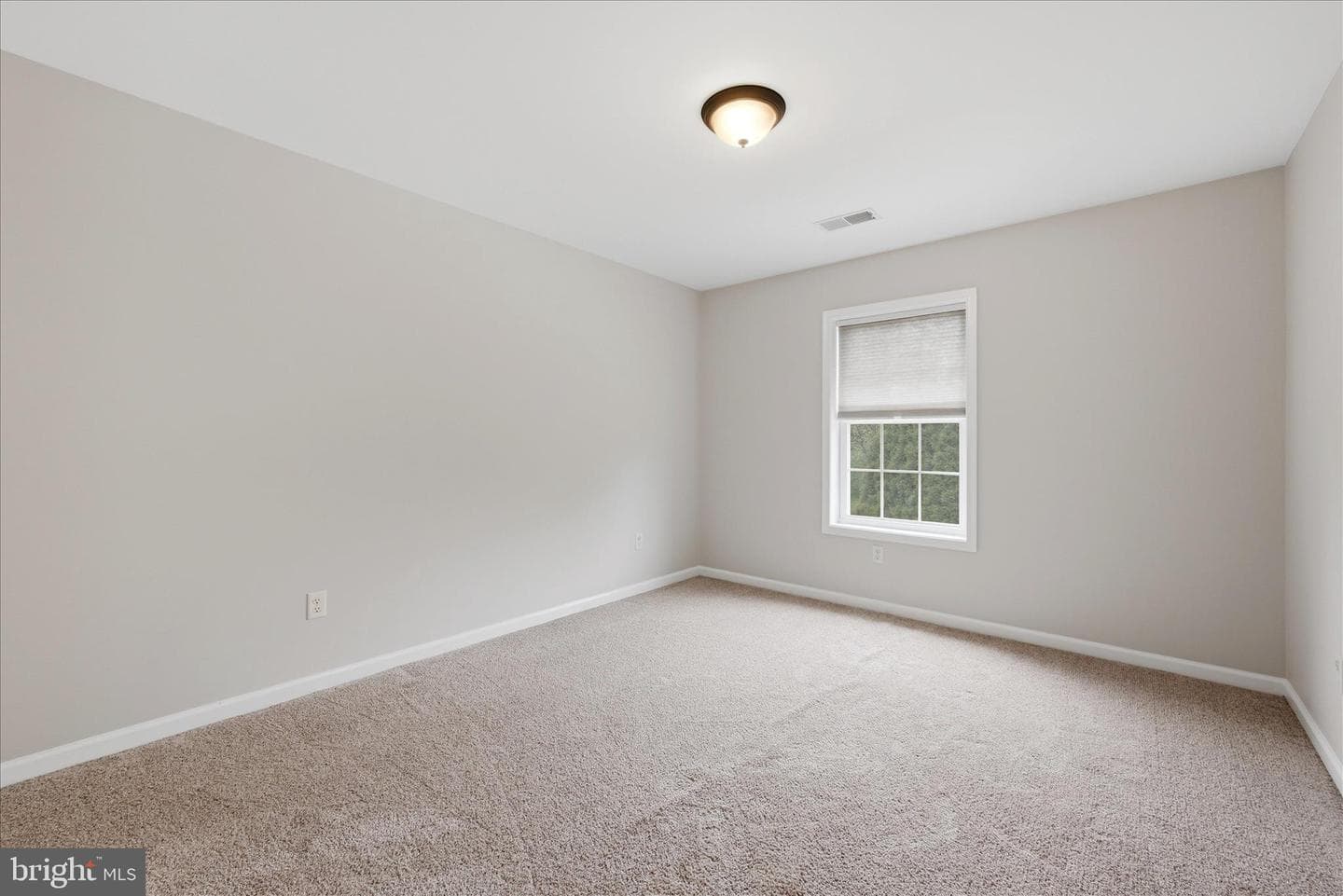 178 Stormfield Dr E photo 39
