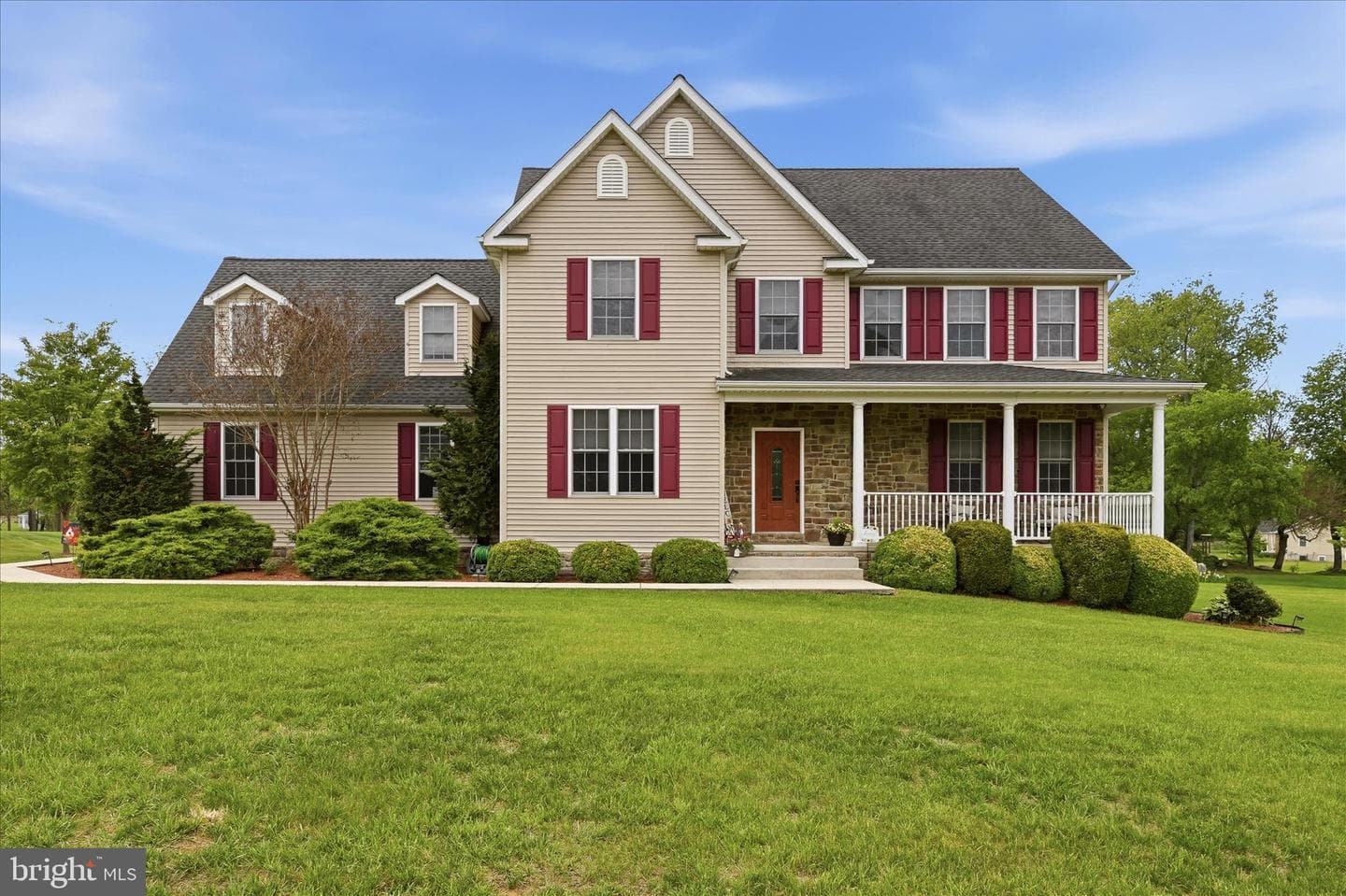 178 Stormfield Dr E photo 54