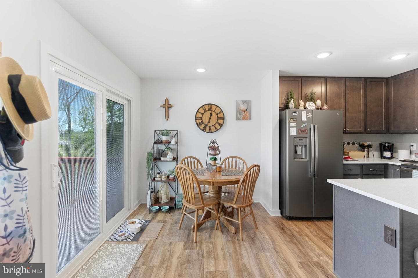 255 Quinella Court photo 15