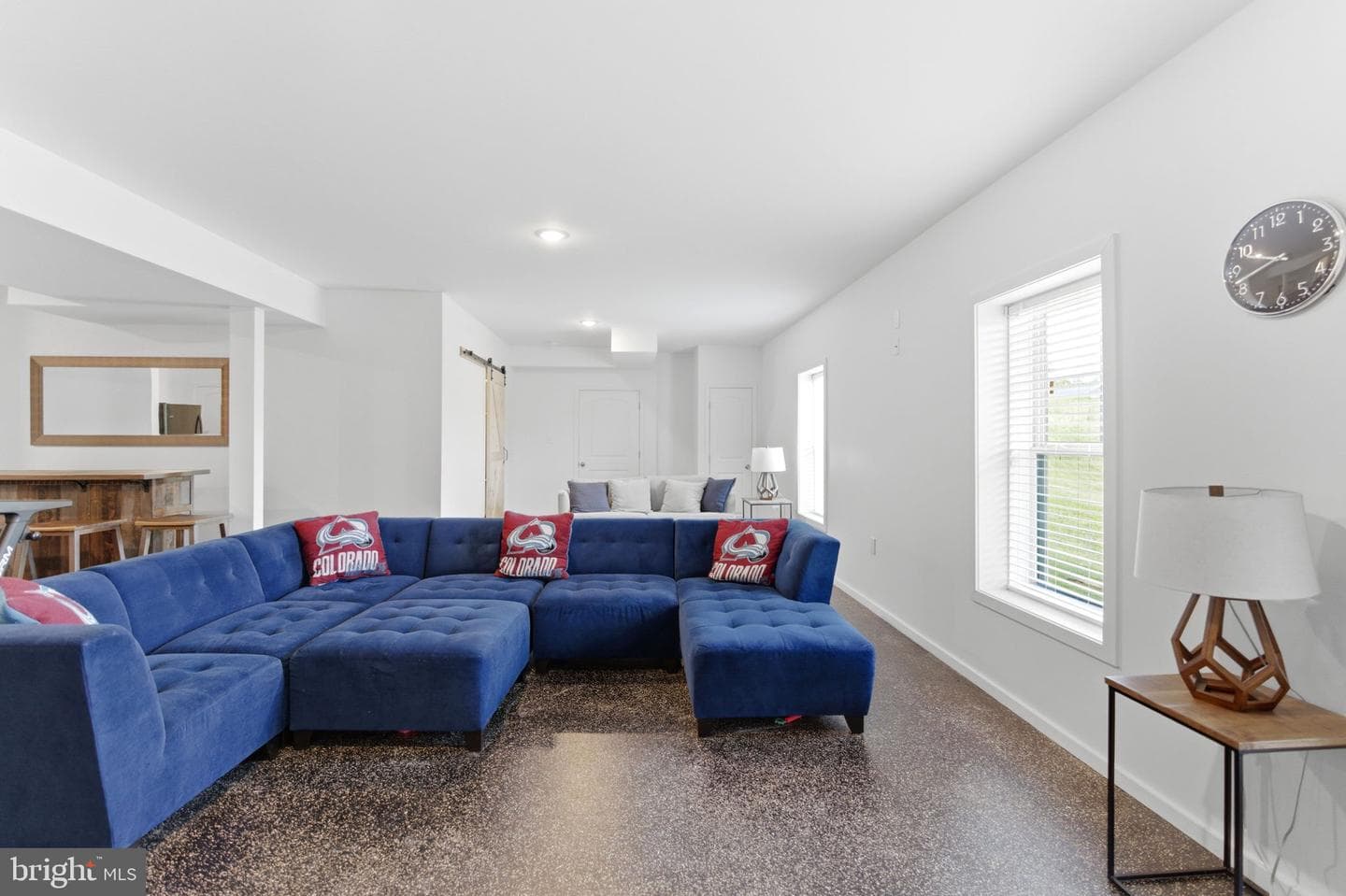 255 Quinella Court photo 30