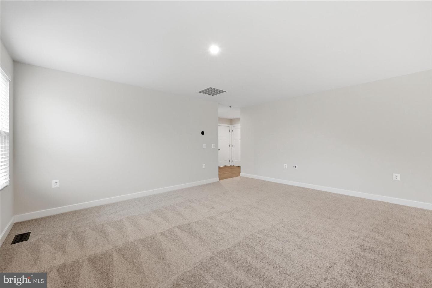 111 Hydro Road photo 10
