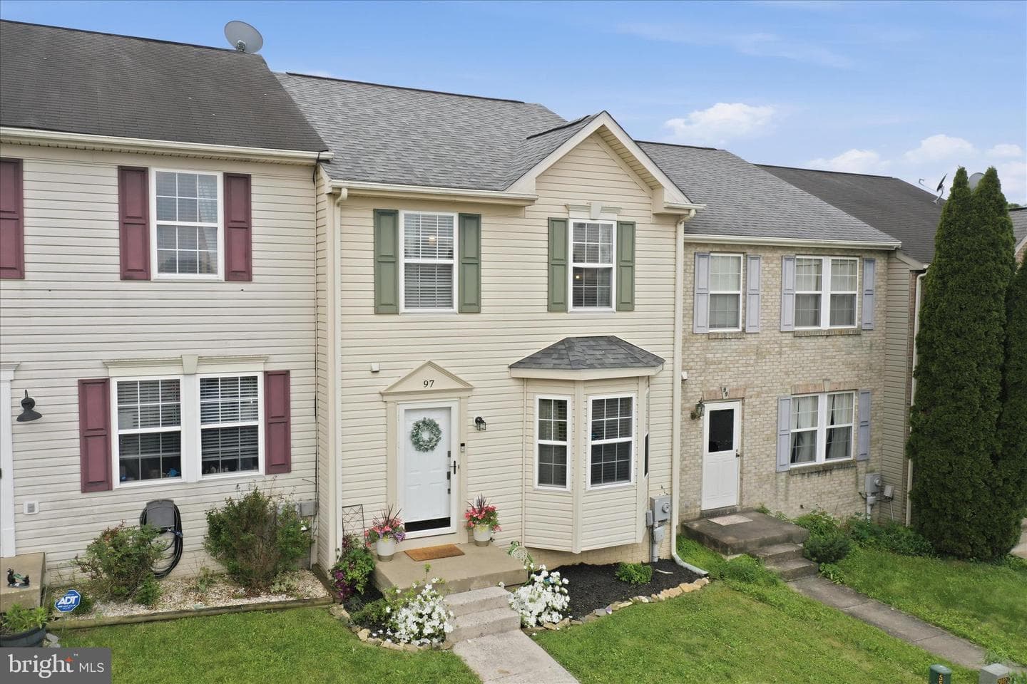 97 Quince Tree Dr photo 2
