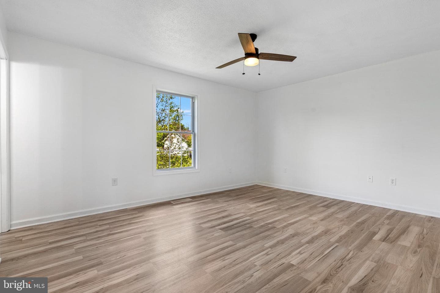 140 Thayers Gull Drive photo 16