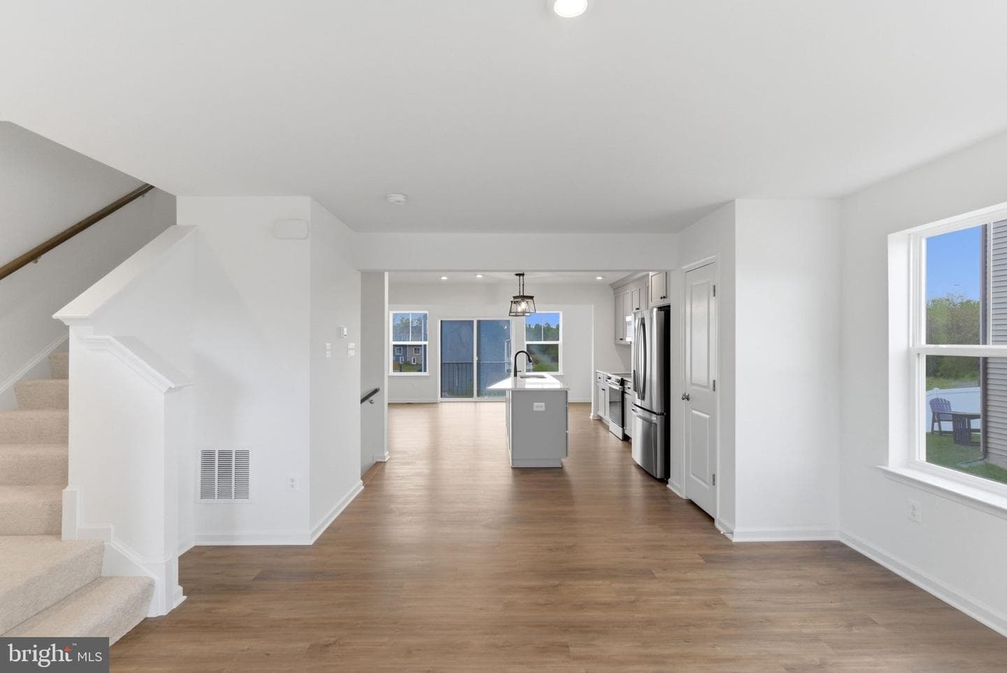 511 Fontana Circle photo 7