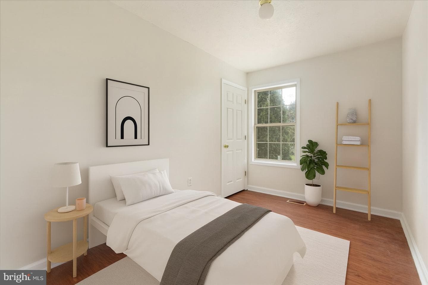 33 Dorothy Court photo 16