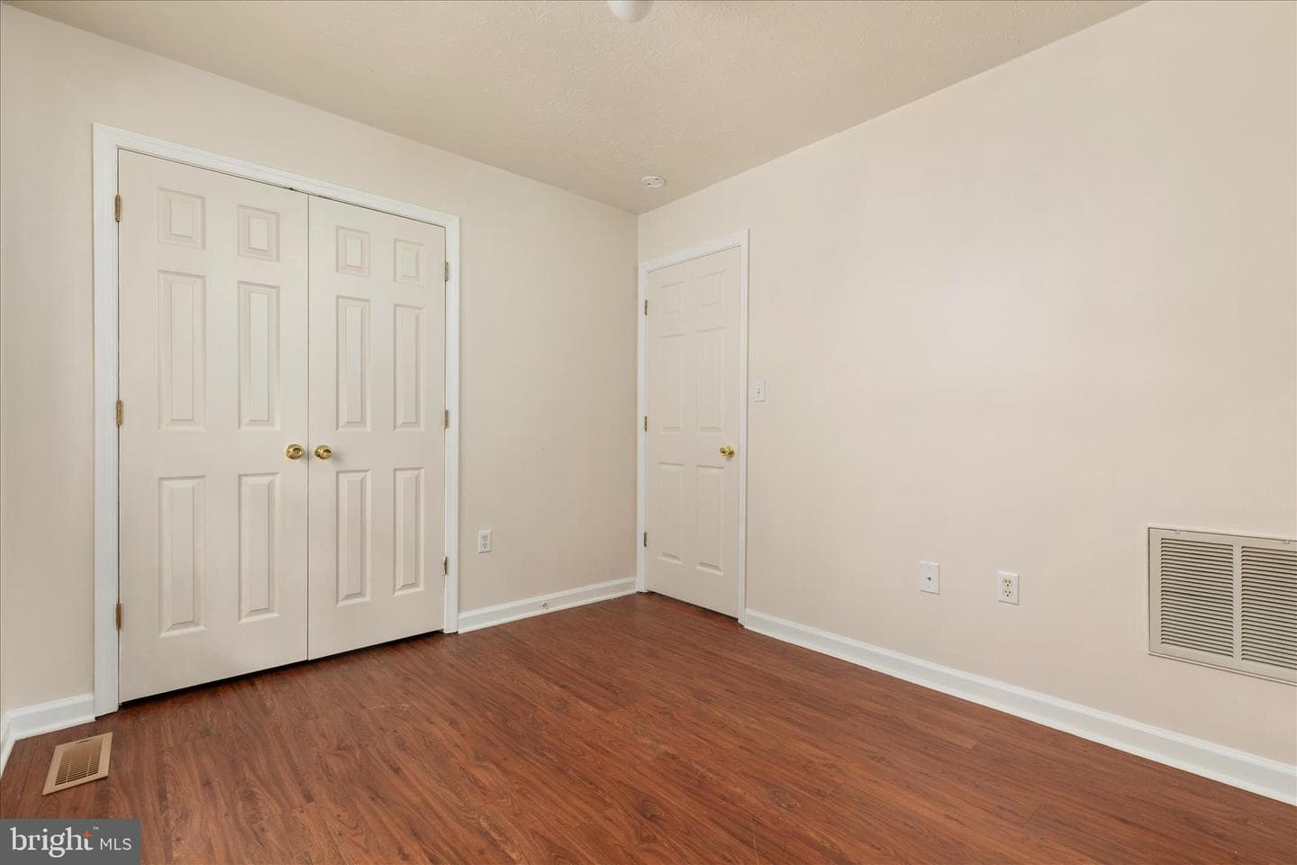 33 Dorothy Court photo 19