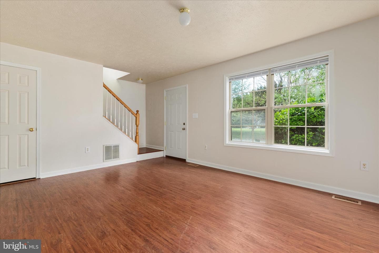 33 Dorothy Court photo 5
